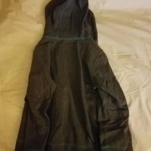 Boys Xersion Gray Sweater Size 5-7 - Picture 3 of 4